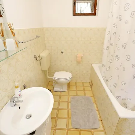 Large Gardens 2 Apartamento Bibinje