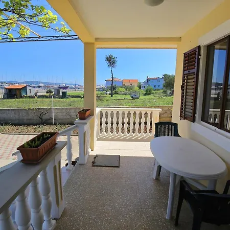 Large Gardens 2 Apartamento