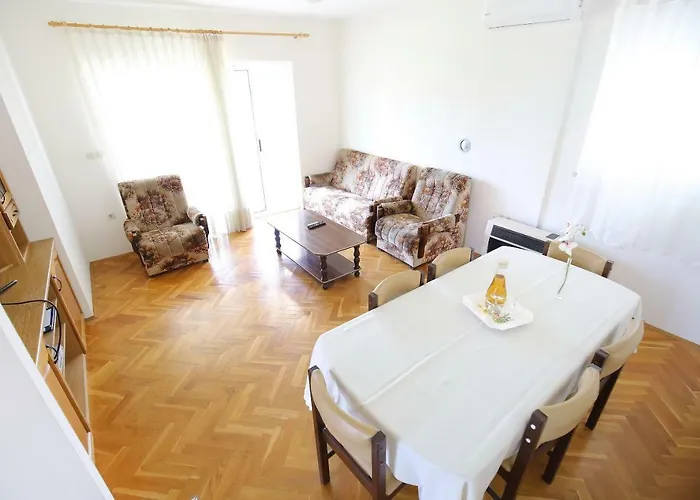 Large Gardens 2 Apartamento