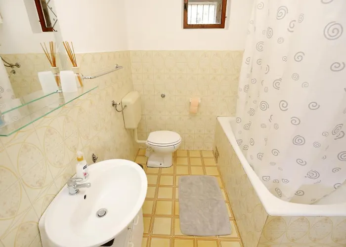 Large Gardens 2 Apartamento Bibinje